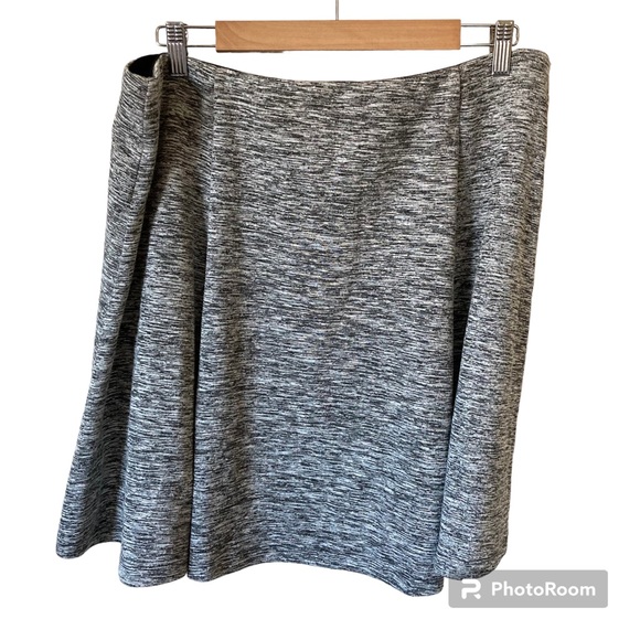 Torrid Marled Grey Heather Skater Skirt Size 1x - Picture 4 of 8